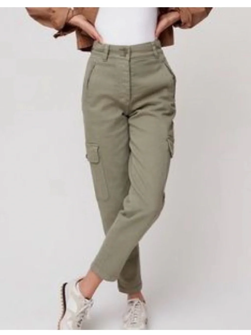 Aritzia Wilfred Free Mila Cargo Pants 8 - Picture 3 of 15